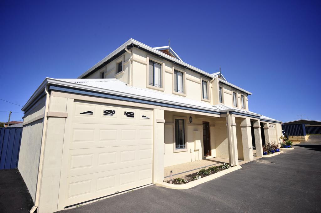 Palm Beach Manor Rockingham Luaran gambar