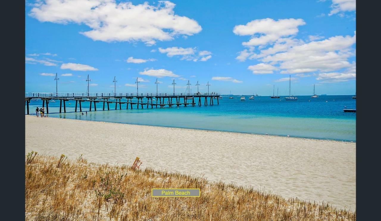 Palm Beach Manor Rockingham Luaran gambar